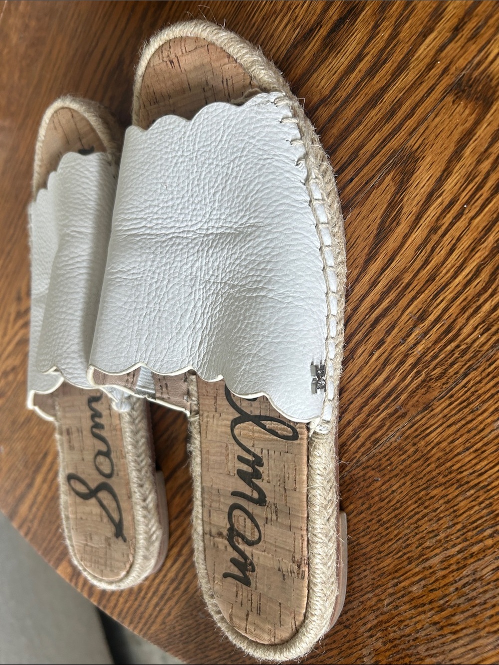 Sam Edelman White Scalloped Leather Slide Mules - Picture 4 of 4